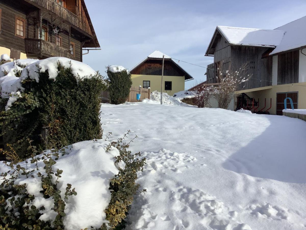 Kniebergerhof Villa Liebenfels Exterior photo